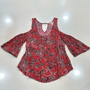 Mossimo Cold Shoulder Shirt Size Small